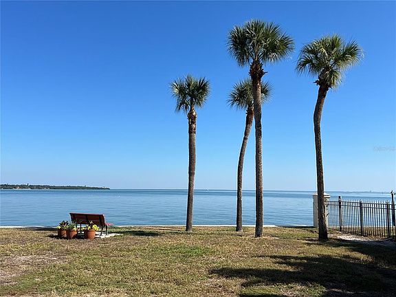5th image of 7550 SUNSHINE SKYWAY LANE S #P11