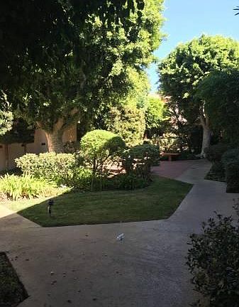 2nd image of 5349 Newcastle Ave APT 40