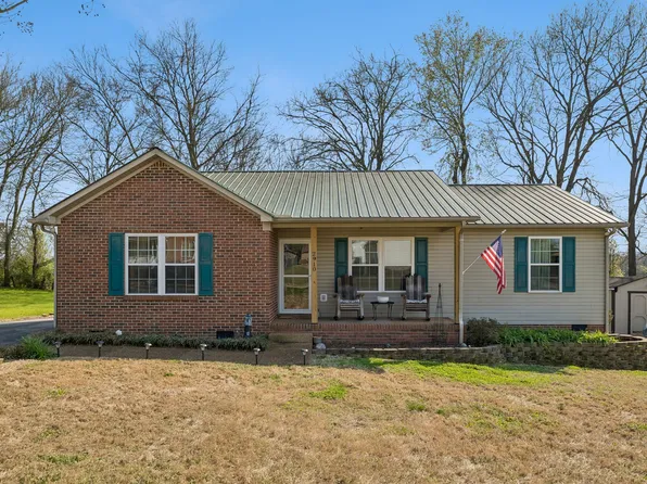 2910 Edge Park Ct, Columbia, TN 38401