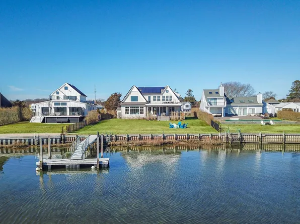 34 Old Fort Ln, Southampton, NY 11968