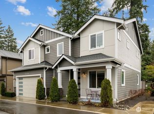 8609 244th St SW #11, Edmonds, WA 98026