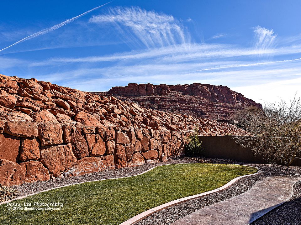 Red Rock Views from Rear!