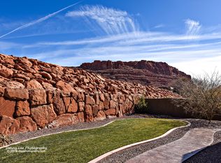 957 Noholani St, Haiku, HI 96708