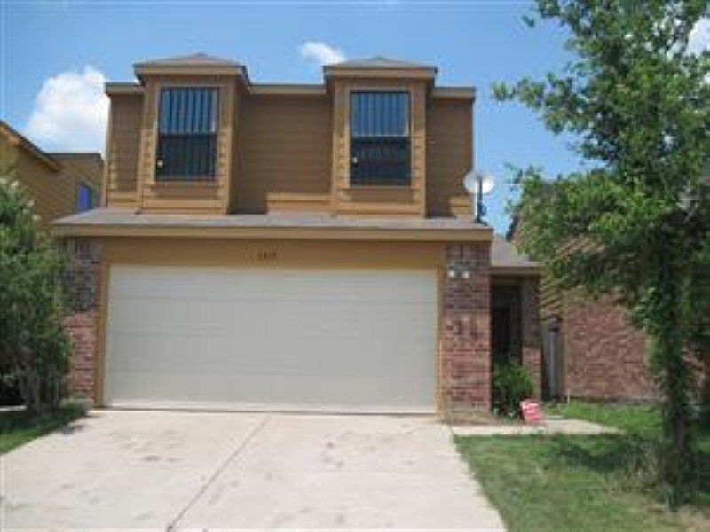 6315 Benavides Dr, Dallas, TX 75217 Zillow