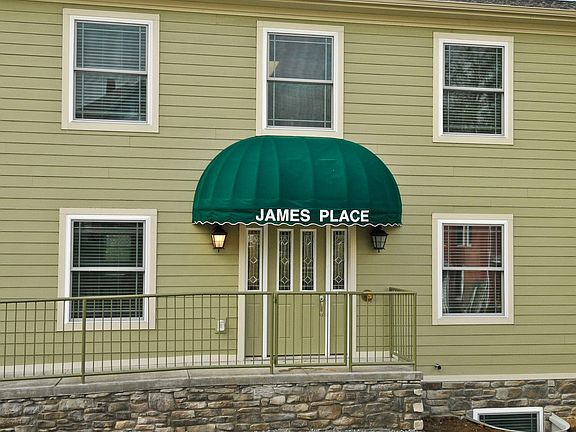 3rd image of 501 Crawford Ave #301