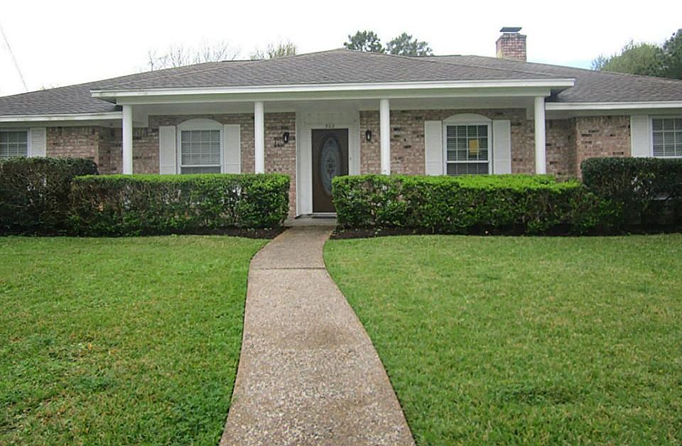 1st image of 502 Bayview Dr