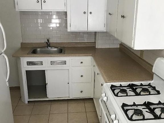 4th image of 4307 Minnehaha Ave