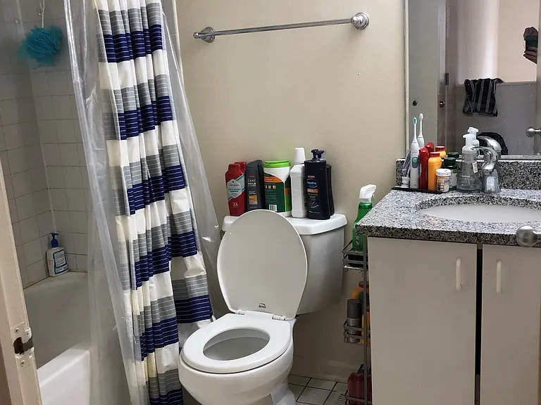 3257 N Sheffield Ave #201 — Photo 9