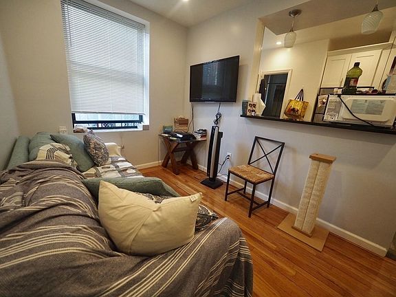 4th image of 31-12 41st St #1K