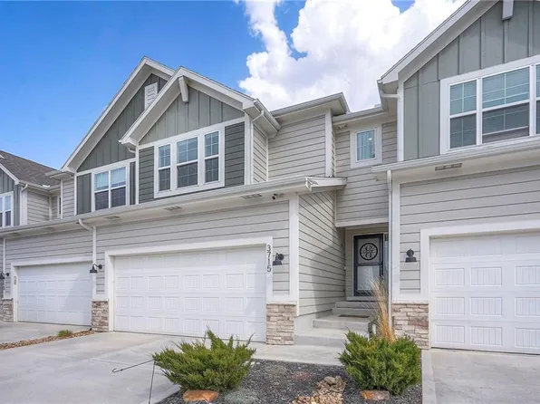 3715 SW Walsh Dr, Lees Summit, MO 64082