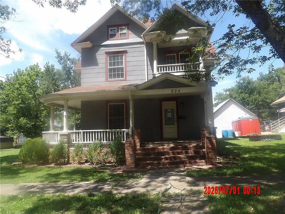 1st image of 824 North St