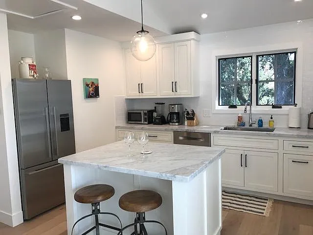 2 bed, 1150 sqft, $4,800 — Photo 4