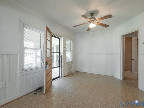 4th image of 9 Kemper Ct