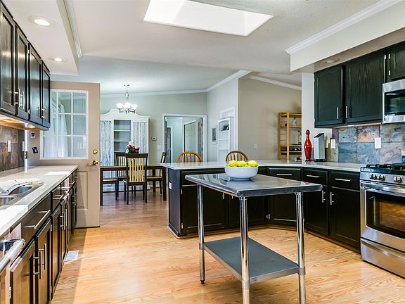 5th image of 13630 W Bucknell Cir