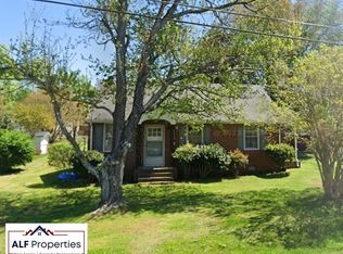 1806 Farm St, Henderson, NC 27536