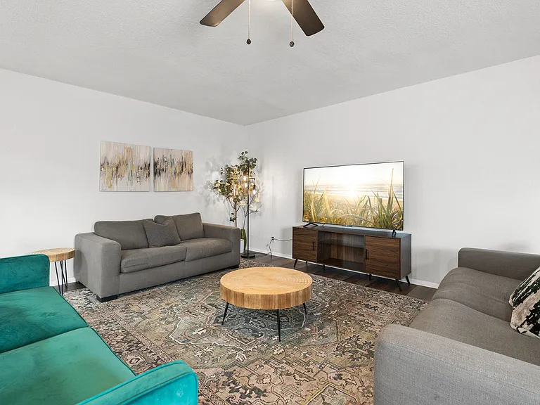 7107 Spring Flower St — Photo 10