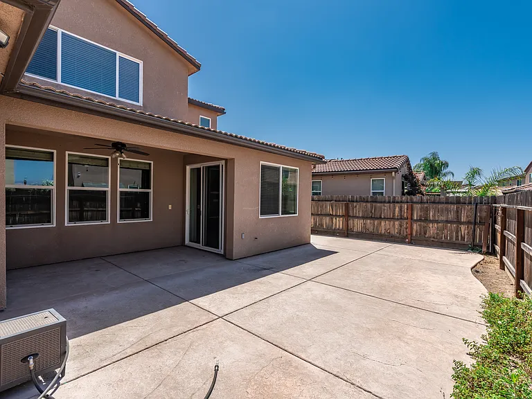 3569 Flint Ave — Photo 45