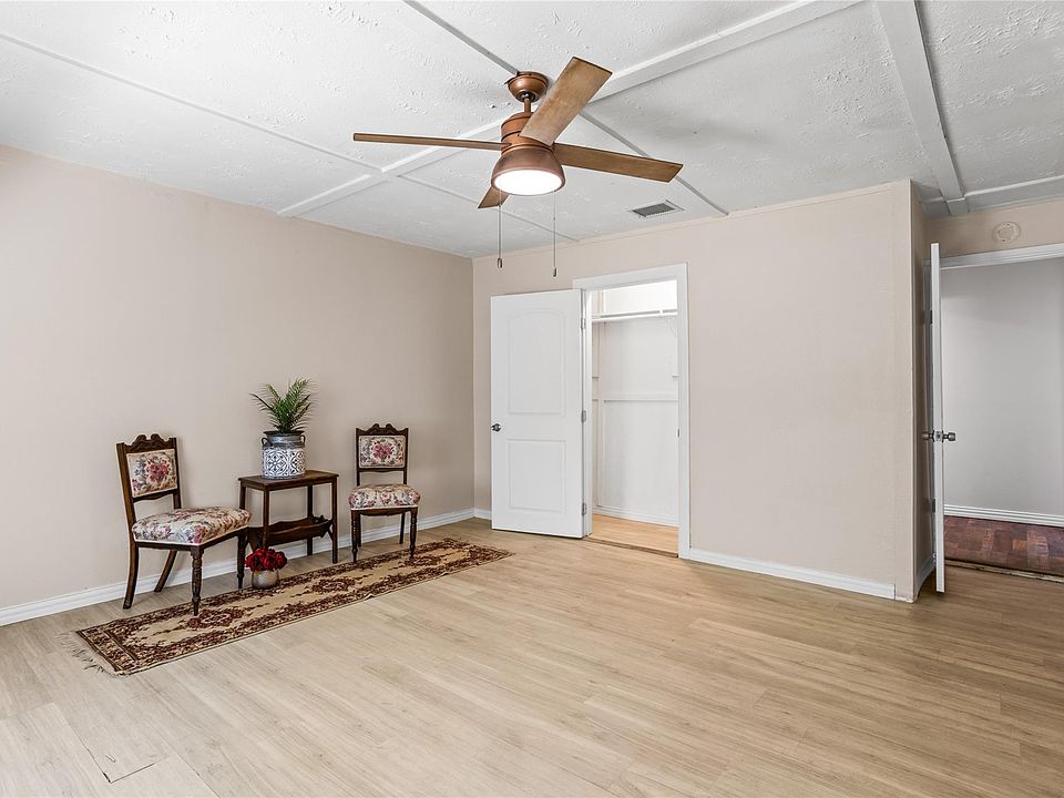 1st image of 614 Rice St