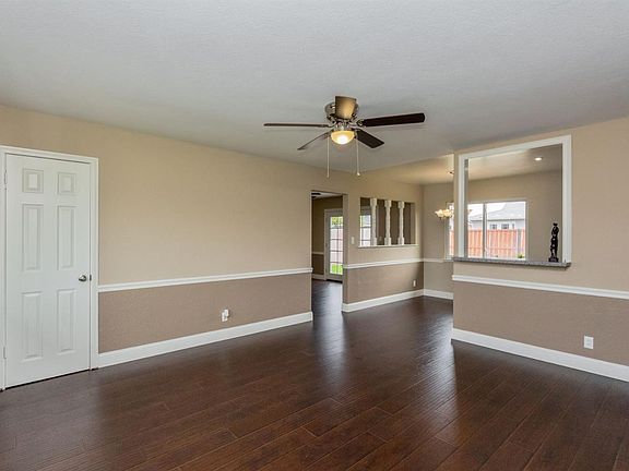 3rd image of 4460 N Eddy Ave