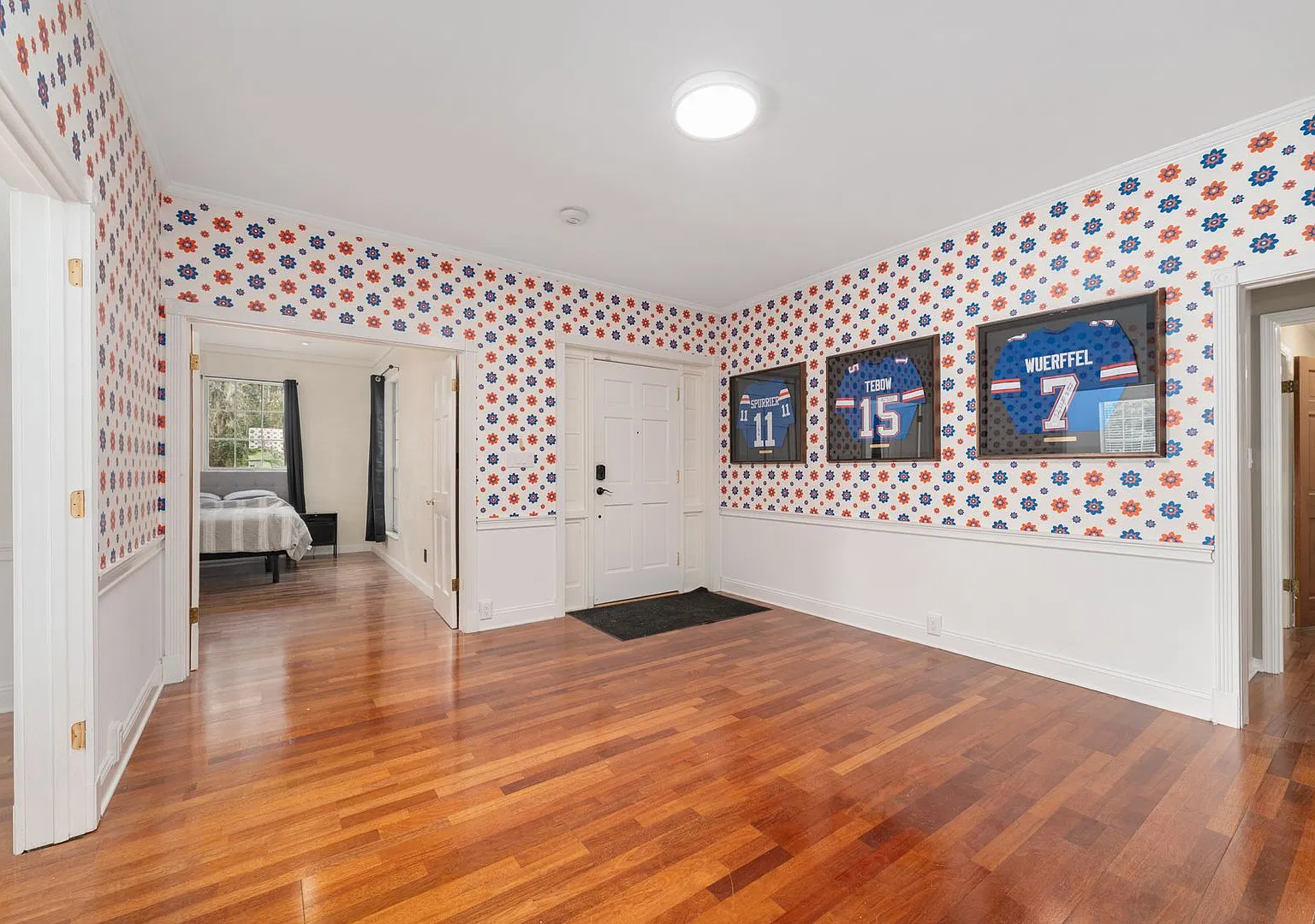 2222 W. University Ave — Photo 4