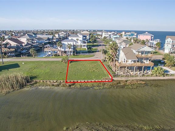 5th image of 3734 Laguna Dr