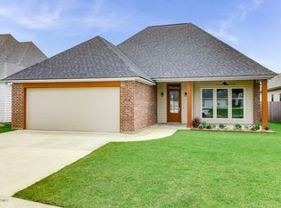 104 Decoy Dr, Lafayette, LA 70506