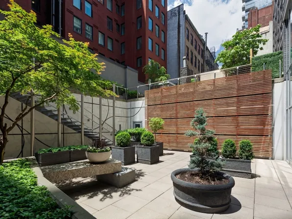 88 Leonard Street image 21 of 29