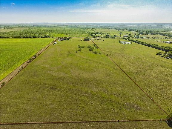 3rd image of 4300 County Road 213