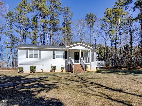 3rd image of 845 Baptist Camp Rd