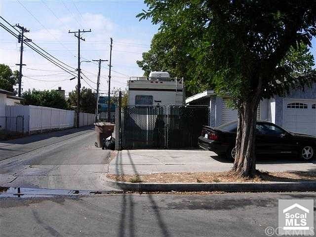 1st image of 612 N Magnolia St