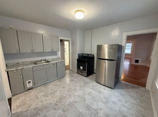 190 Oak St, Springfield, MA 01151