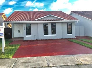 10320 NW 129th St, Hialeah Gardens, FL 33018