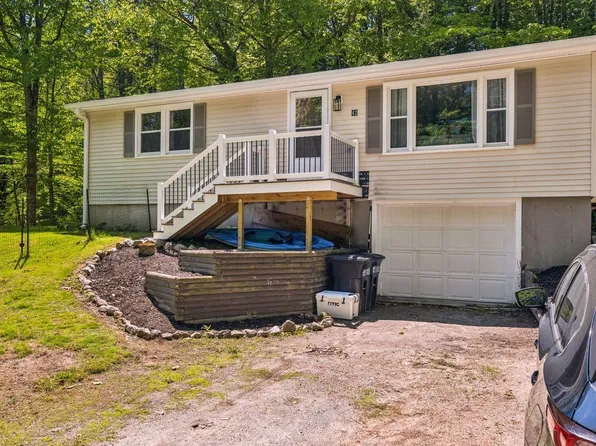 42 Chalk Pond Road, Sutton, NH 03221