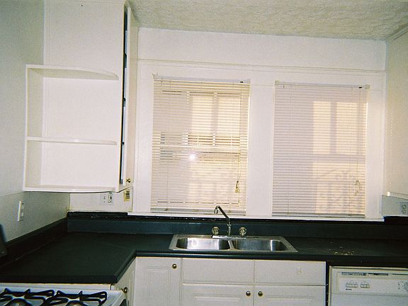White Kitchen w/ Pantry