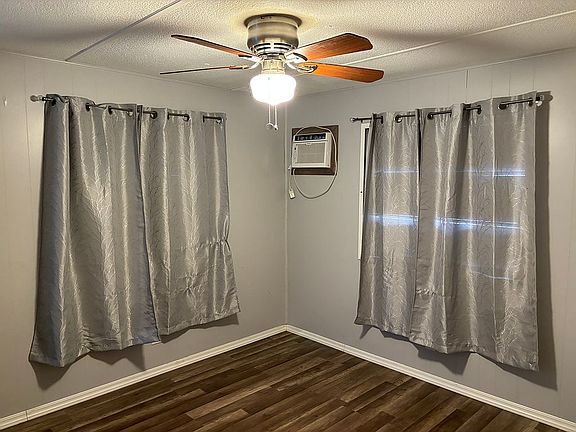 5th image of 285 S Lake Ave #29