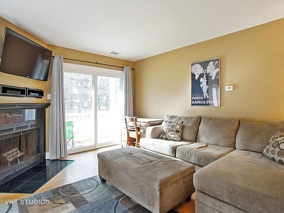 5th image of 1271 Wyndham Ln #115