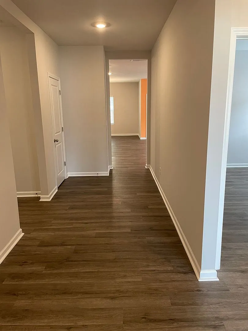 4 Bedroom 2 Bathroom House in Richmond Hills, Supply, NC — Photo 3