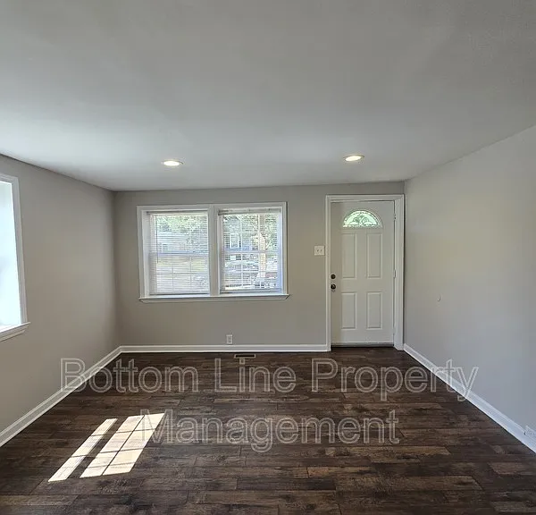 1017 Rodey Ave — Photo 6
