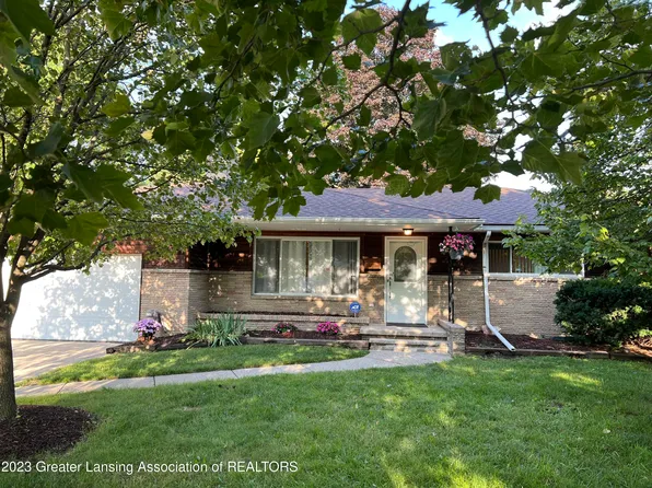 131 Lexington Ave, East Lansing, MI 48823