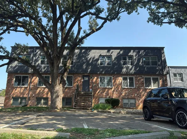 12730 Gail Plz APT 209B, Omaha, NE 68137