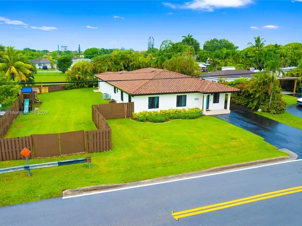 7500 SW 32nd St, Miami, FL 33155