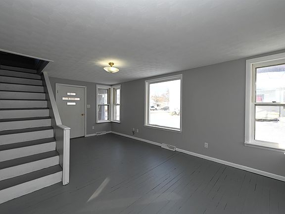 5th image of 411 W Jefferson St