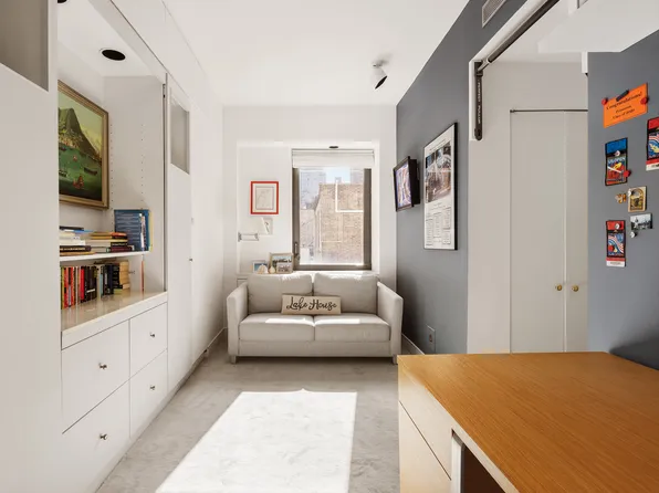 563 Park Avenue image 10 of 16