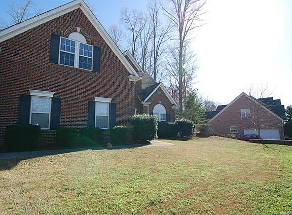 2nd image of 7310 Aldwych Ln