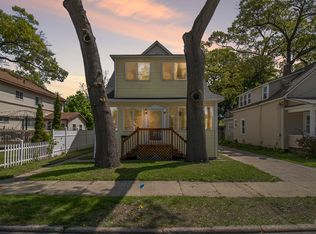 1632 Sanford St, Muskegon, MI 49441