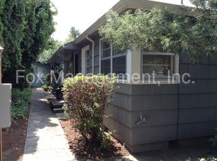 8880 SW Cashmur Ln, Portland, OR 97225