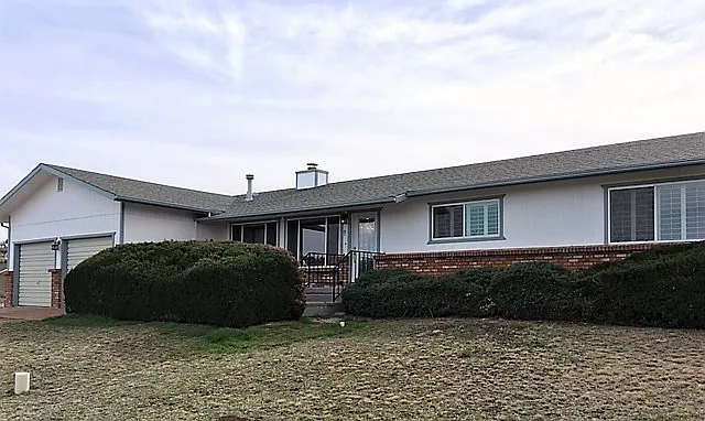 6650 N Harris Dr — Photo 1