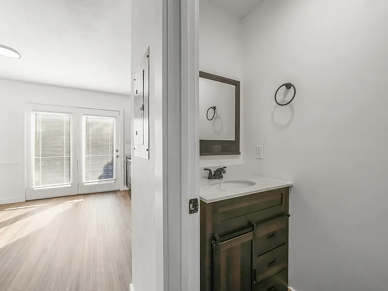 Hillwood Villas — Photo 34