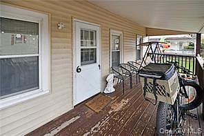 3rd image of 6 Broadhead Street