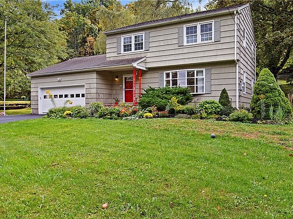 2nd image of 4594 Brookhill Dr S